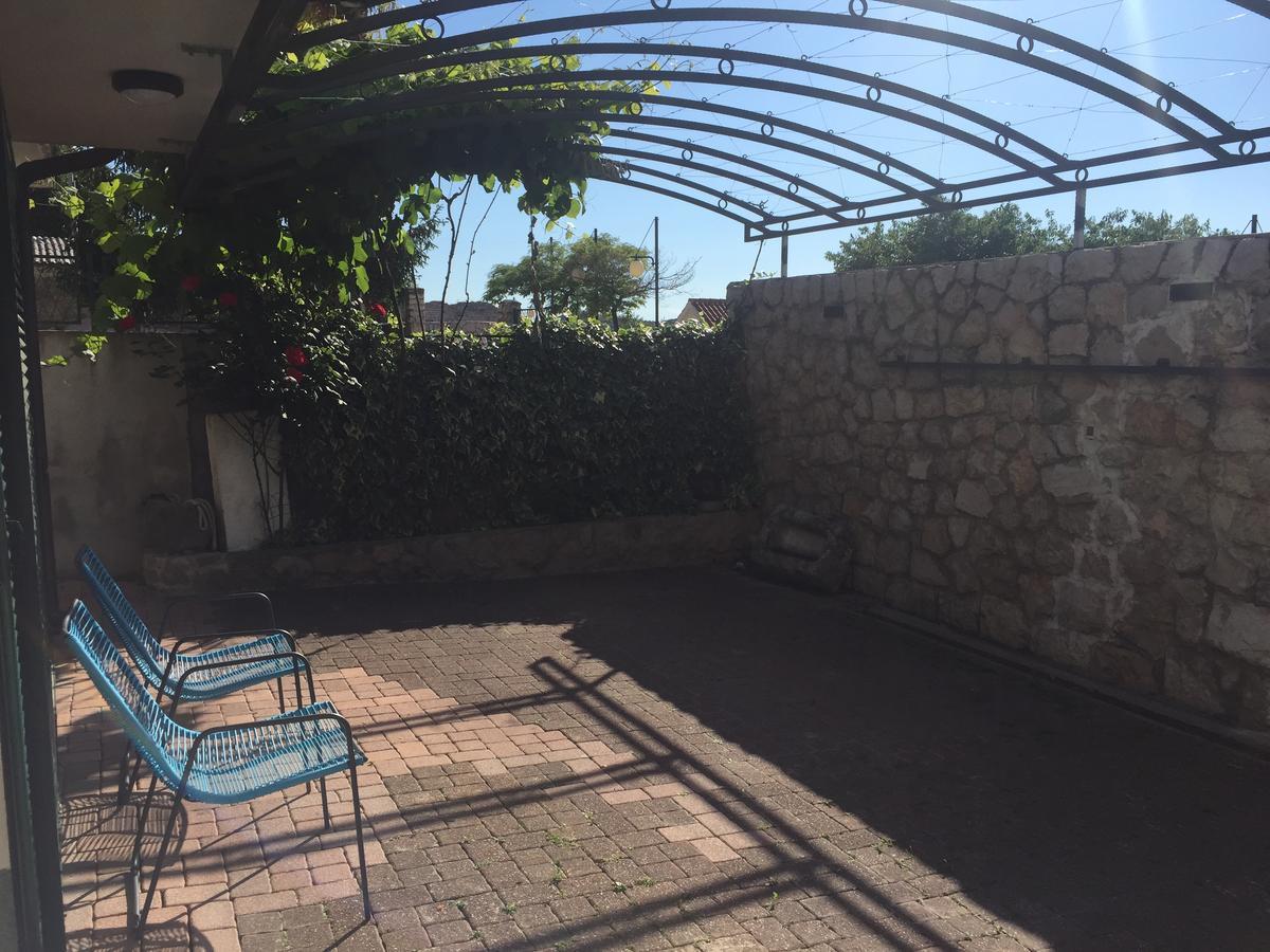 Sibenik City Beach Apartment